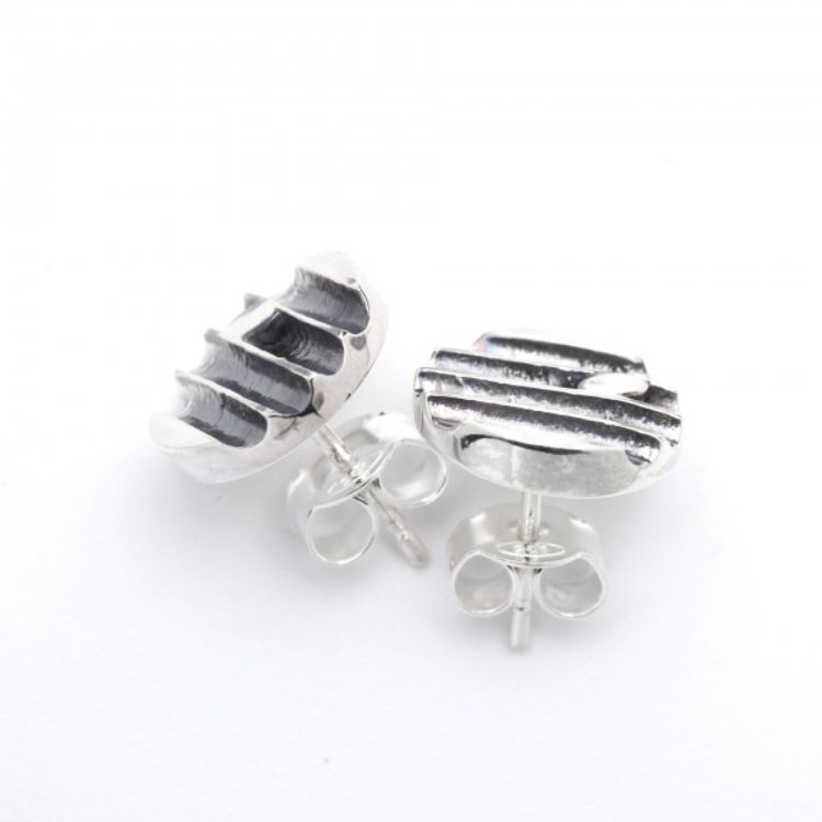 Pilt Lummus Pühendusega Pärdile "Kõrvalhelid" kõrvarõngad