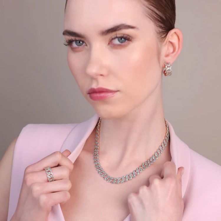 Pilt Bronzallure kaelakee