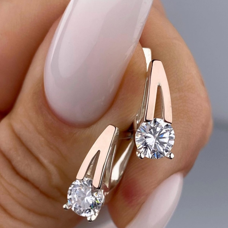 Pilt Svitozar Kõrvarõngad